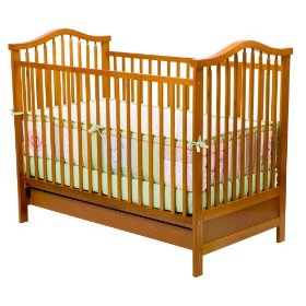 Full Size Crib with Linens